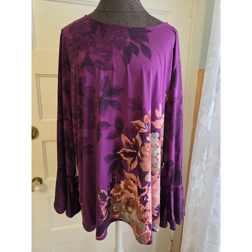 Susan Graver Womens Floral Bell Sleeve Tunic Top Size 1X Purple & Multicolor
